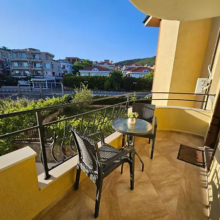 Larenta Sveti Vlas, Ulitsa Cherno 12 Апартамент *