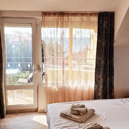 Larenta Sveti Vlas, Ulitsa Cherno 12 Апартамент *