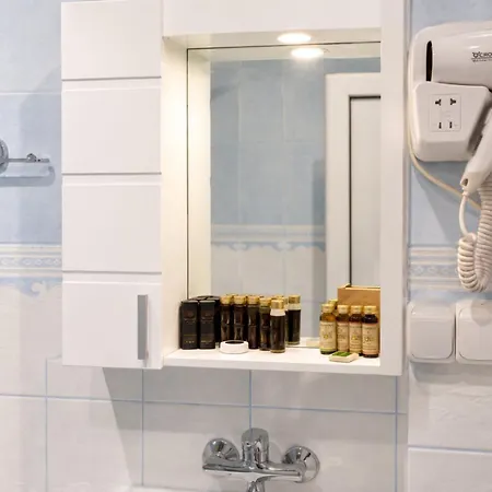 Larenta стилни с 2 спални и гледка море в влас Apartment *