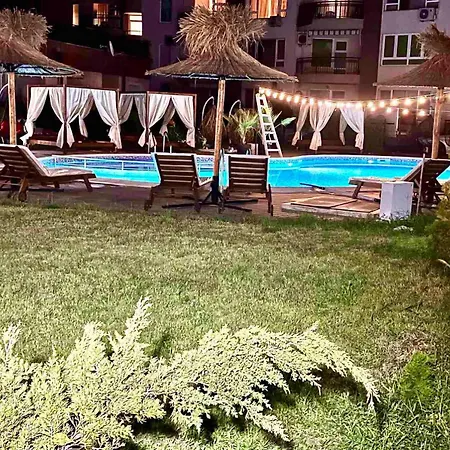 Apartment Larenta стилни с 2 спални и гледка море в влас Sveti Vlas