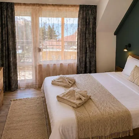 Apartment Larenta стилни с 2 спални и гледка море в влас *