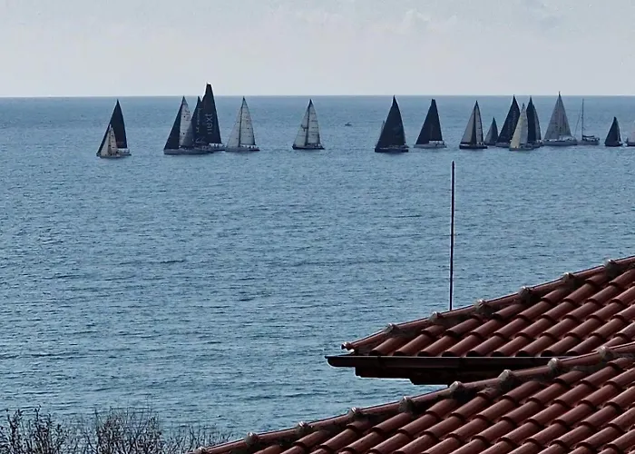 Larenta стилни с 2 спални и гледка море в влас * スヴェティ・ヴラス