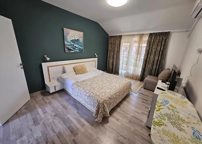 Larenta стилни с 2 спални и гледка море в влас Апартаменты Свети-Влас