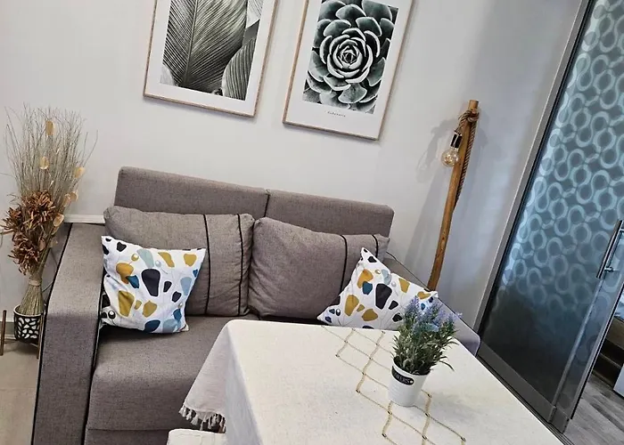 Апартаменты Larenta стилни с 2 спални и гледка море в влас Свети-Влас