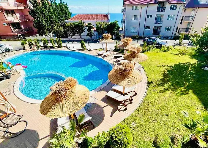 Larenta стилни с 2 спални и гледка море в влас Апартаменты Свети-Влас