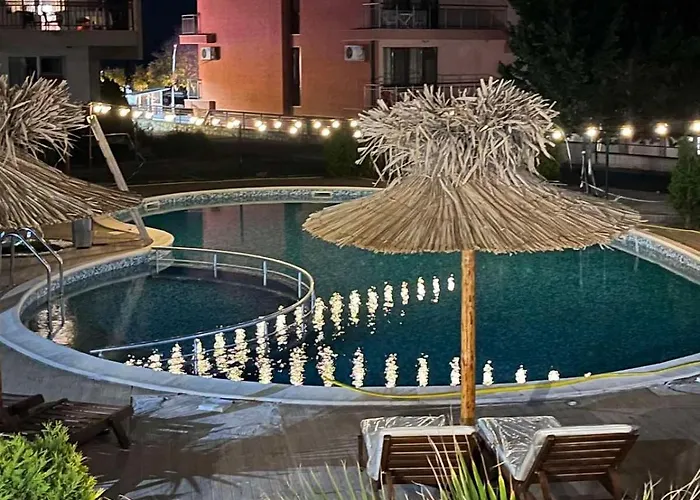 Larenta стилни с 2 спални и гледка море в влас Апартаменты Свети-Влас