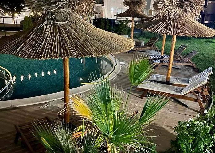 Larenta стилни с 2 спални и гледка море в влас Апартаменты *