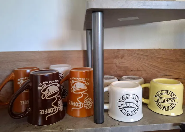 Апартаменты Larenta стилни с 2 спални и гледка море в влас