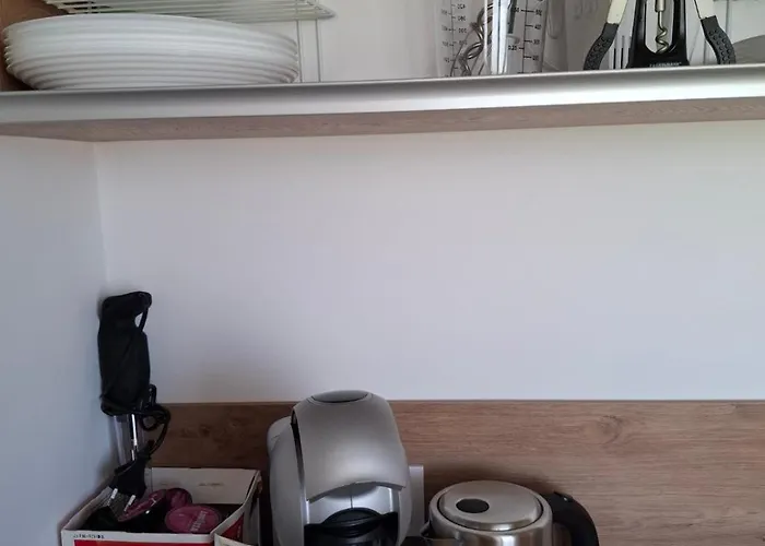 Larenta стилни с 2 спални и гледка море в влас Свети-Влас