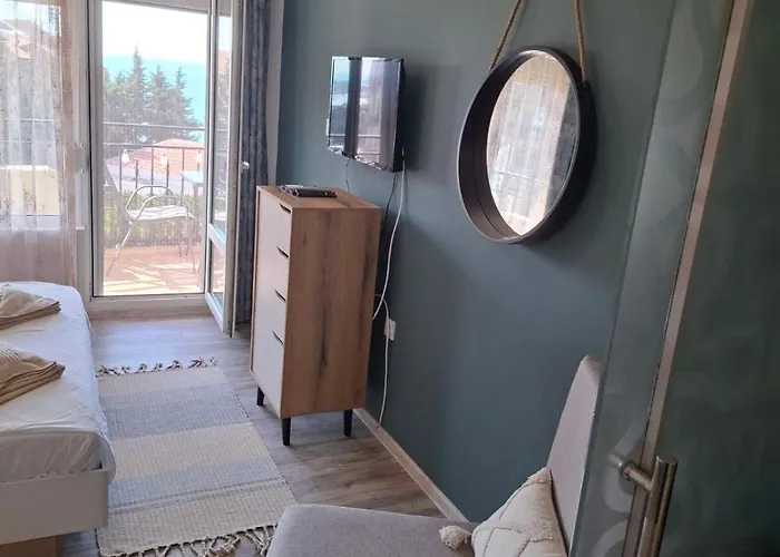 Larenta стилни с 2 спални и гледка море в влас Апартаменты Свети-Влас